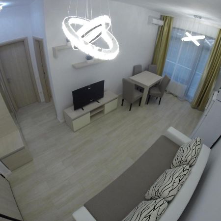 911 Cazare Mamaia Exterior foto