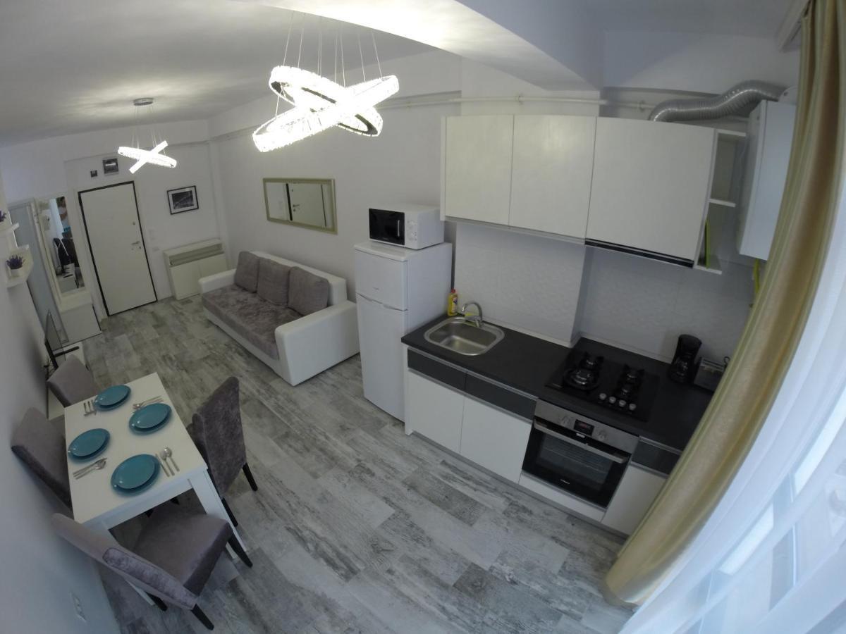 911 Cazare Mamaia Exterior foto